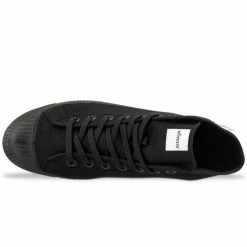 Novesta Star Dribble Trainers All Black