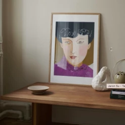 The Poster Club Jaron Su - Taiwanese Lady in 1950s Paris 50x70