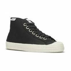 Novesta Star Dribble 60 Black Shoes
